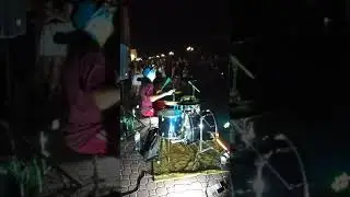 уличный музыкант. Феодосия