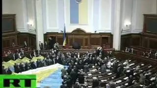 Fight In The Ukrainian Parliament - throwing eggs and tomatoes