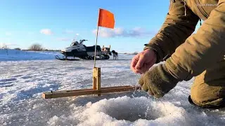 Рыбалка на Щучьем озере. Щука на жерлицу. Закрыл фитили.