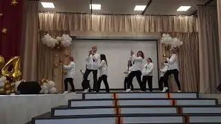 🎬Подарок от родителей выпускникам😉