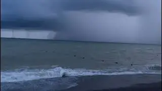 Крым смерч в море