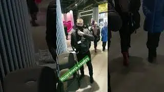 Испугались в камеру. Замес в кинотеатре. Видео от подписчика. Владивосток