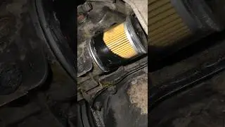 the rupture of a transparent oil filter during testing 