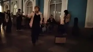 УЛИЧНЫЕ МУЗЫКАНТЫ СПб,Глеб Васильев и гр.Шумные соседи(18) 18.09.23.