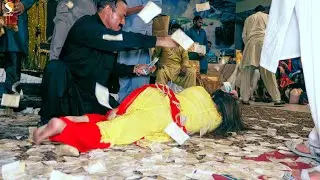 Raat Guzardi Jandi Ay , Chahat Baloch Dance Performance Kharian Show 2022