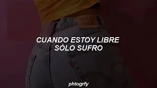 portrait of a female - cruel youth // español