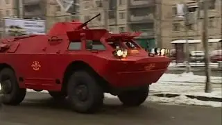 По улицам Санкт-Петербурга ездит такси-бронетранспортер (новости) 