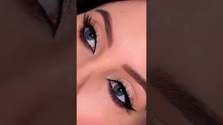 Easy Foxy Eyeliner Tutorial #shorts