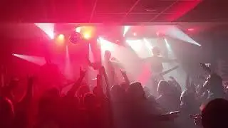 Dead by April Live in Leeds 'Losing you'