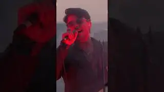L’estate inizia qui 💙Abbiamo cantato insieme davanti al tramonto di Napoli per un evento speciale!