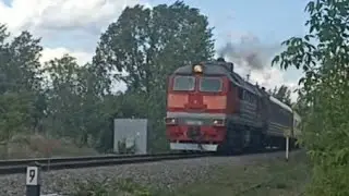 Тепловоз 2М62у - 0251 со скорым поездом №111 Круглое Поле — Москва