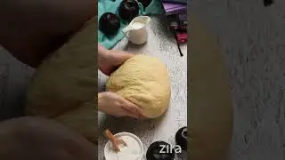 Булочки со сливами