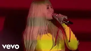 Iggy Azalea - Switch (Live From iHeartRADIO MMVAs / 2017)