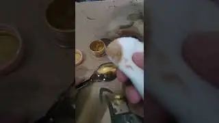 How to get a gold chrome effect with brown gloss spray paint and nail chrome powder