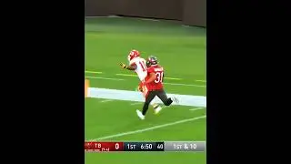 Which version of Tyreek Hill do you like better, Dolphins or Chiefs? 🤔👀 #shorts