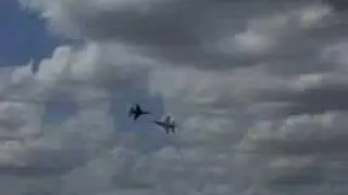 Thunderbirds Opposing Knife Edge