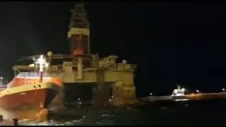 Plataforma a la deriva embiste a un mercante en Tenerife