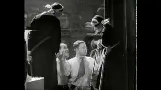 Zivot je jen náhoda, 1932, com Hana Vítová, Ljuba Hermanová,Jirí Voskovec, Jan Werich Cenas nº 02