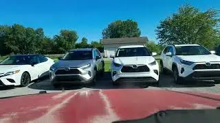 Would YOU buy the Jeep Rubicon or Toyota 4runner?