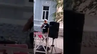 Хава нагила, поёт Сергей Быстров в Евпатории, танцует Маргарита Колокольцева 💃