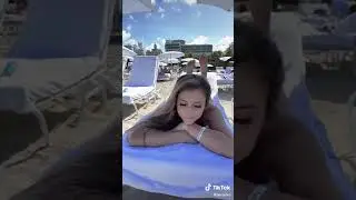 Bugs Bunny TikTok Challenge 🏖️