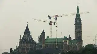 Bending instead of Breaking - Timelapse Shows How Tower Cranes Sway and Bend in the Wind