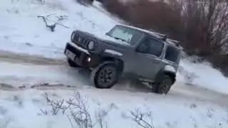 Chevrolet Niva против Suzuki jimmy
