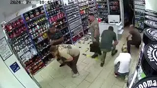 Взрывы ракет в Киеве: спокойствие мужчины поражает!