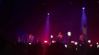 N.Flying Awesome DWUW in LA