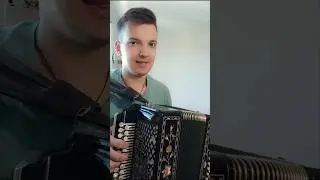 Увидал у девок в бане 
