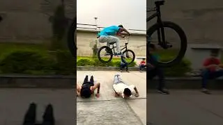 Public🔥ka reaction dekho😍|| omg flips in public😨 #shorts #flipermohit #backflip #publicreaction