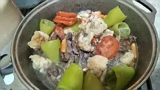 Обед по-быстрому. Сезон посадочный открыт.