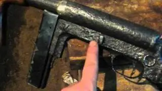 UD M42 Submachine Gun.