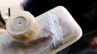 arreglando el sistema de frenos vocho