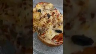 Cheese paneer pizza. #food #viral #foodie #pizza #cheesepizza