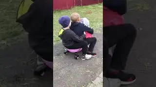 Трое на одном! Бибикаре