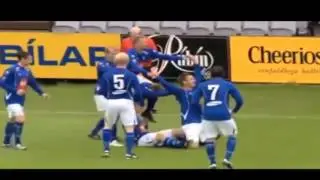 Futbol tarihinin izlemeniz gereken en komik ve önemli anları Kadın hakemlere tacizler dahil!