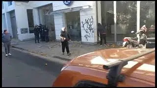 Escrache a la concesionaria Alperovich en Tucumán