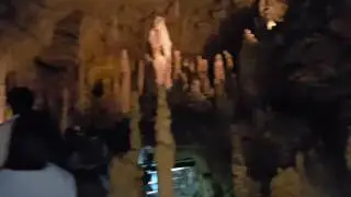 山洞