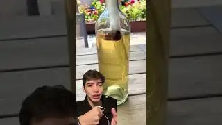 Technique to remove the cork from the bottle 😱🤯 