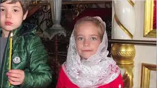 Так поёт.