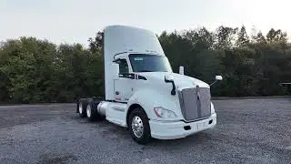 2018 Kenworth T680 3 Axle Tractor-U13194