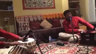 Anol Chatterjee Singing Je Akashe Jhore Badol