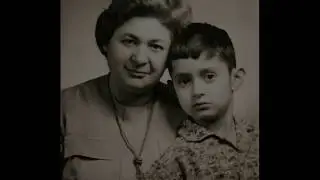 מַשָּׂא אִמִּי, Carrying her weight: en route with my mother