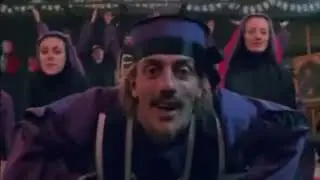 Νόμος Τρίτση feat. Χουντόδουλος και Χάρρυ Κλύνν