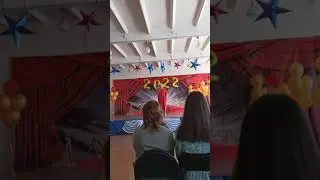 Вот и закончил Даня школу. Выпускной, получение аттестата.