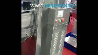 Гранулятор сырья и порошков из сухих порошков методом прессования