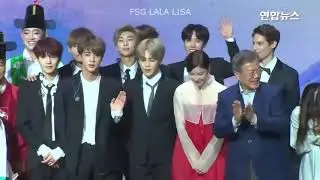 [Озвучка by VerossiA_Live] (Встреча BTS с Президентом) BTS at the Korea-France Friendship Concert