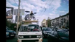 Ты не ты, когда стоишь в пробке!