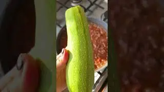 Фетучини из кабачка аля болоньезе